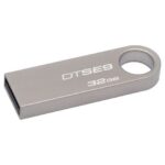 Clé USB 2.0 Kingston DataTraveler SE9 Métal 32Go